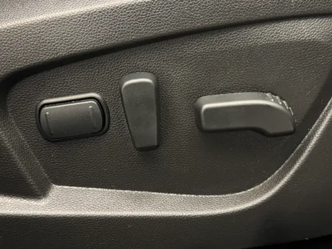 20 of 35 for Renault ARKANA 1.3 Mild hybrid 140 R.S. Line 5dr EDC