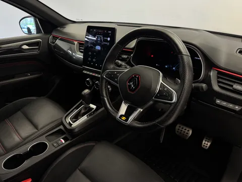 21 of 35 for Renault ARKANA 1.3 Mild hybrid 140 R.S. Line 5dr EDC