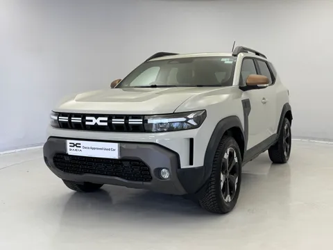 DS74ORP Dacia Duster 1.2 TCe 130 Extreme 5dr 4X4 Thumbnail #3