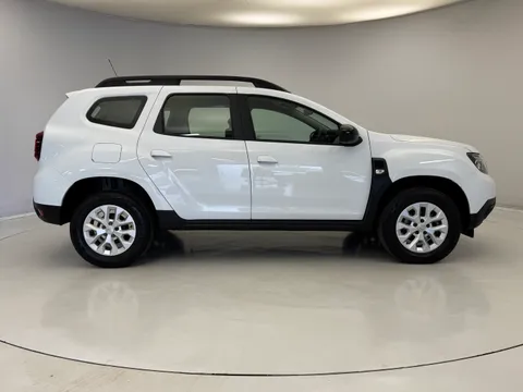 DV22JWJ Dacia Duster 1.3 TCe 150 Comfort 5dr EDC Thumbnail #5