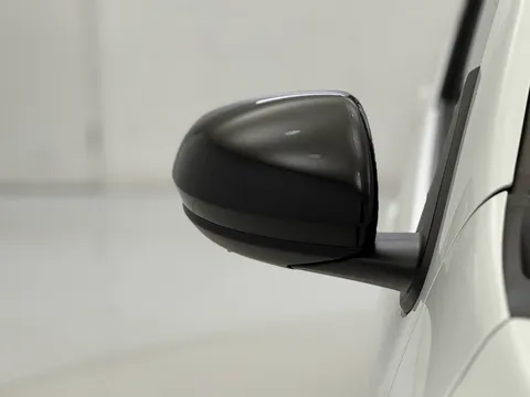 DV22JWJ Dacia Duster 1.3 TCe 150 Comfort 5dr EDC Thumbnail #28