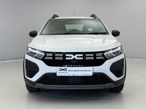 DL23MZZ Dacia Sandero Stepway 1.0 TCe Essential 5dr Thumbnail #2