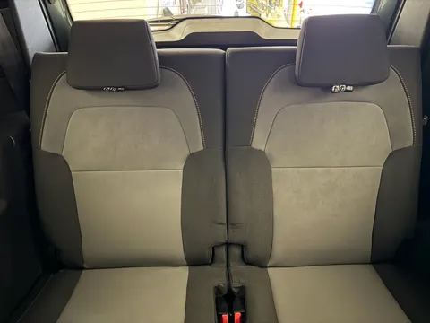 DL25WWY Dacia Jogger 1.6 HEV Extreme 5dr Auto Thumbnail #14