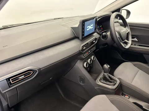 DL25WWY Dacia Jogger 1.6 HEV Extreme 5dr Auto Thumbnail #15