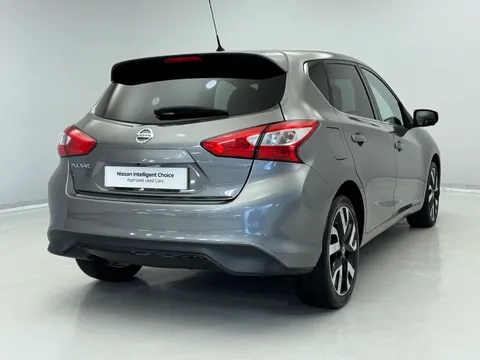 7 of 34 for Nissan Pulsar 1.2 DiG-T Tekna 5dr