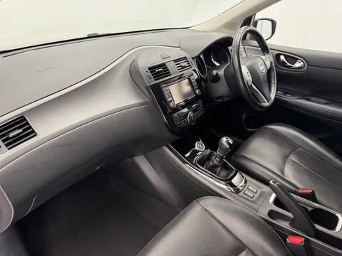 13 of 34 for Nissan Pulsar 1.2 DiG-T Tekna 5dr