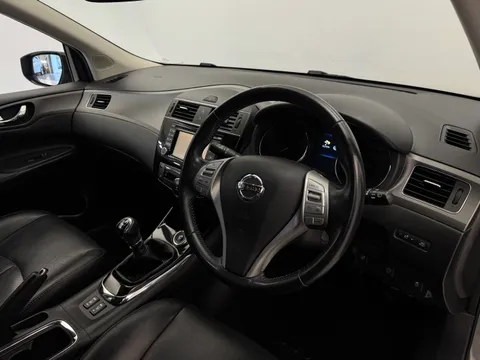 21 of 34 for Nissan Pulsar 1.2 DiG-T Tekna 5dr