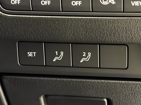 DY26CHC Mazda Mazda3 2.5 e-Skyactiv G MHEV [140] Takumi 5dr Auto Thumbnail #24