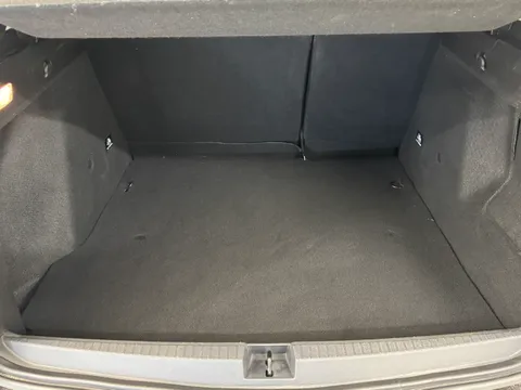 DL22KPV Dacia Duster 1.3 TCe 150 Extreme SE 5dr EDC Thumbnail #9