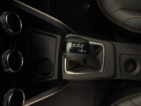 DL22KPV Dacia Duster 1.3 TCe 150 Extreme SE 5dr EDC Thumbnail #15