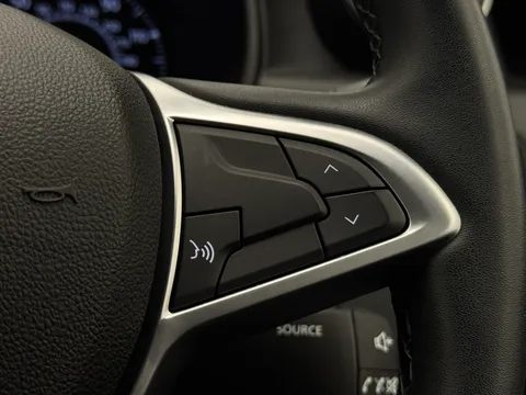 DL22KPV Dacia Duster 1.3 TCe 150 Extreme SE 5dr EDC Thumbnail #23