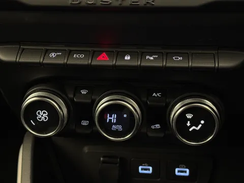 DL22KPV Dacia Duster 1.3 TCe 150 Extreme SE 5dr EDC Thumbnail #26