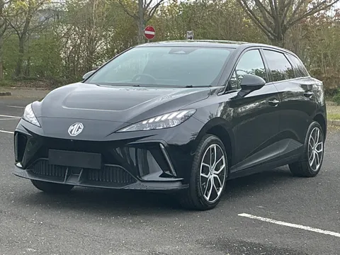 MP73XSG Mg Motor Uk Mg4 180kW Trophy EV Extended Range 77kWh 5dr Auto Thumbnail #4