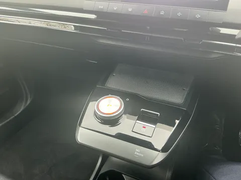 MP73XSG Mg Motor Uk Mg4 180kW Trophy EV Extended Range 77kWh 5dr Auto Thumbnail #31