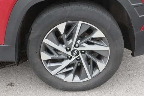 DE23VRK Hyundai Tucson 1.6 TGDi Premium 5dr 2WD Thumbnail #7