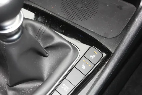 DE23VRK Hyundai Tucson 1.6 TGDi Premium 5dr 2WD Thumbnail #27