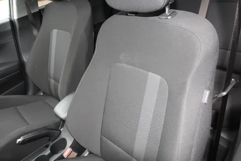 DE73YKH Hyundai i20 1.0T GDi Premium 5dr DCT Thumbnail #12