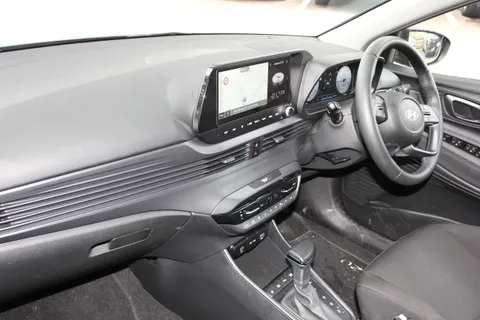 DE73YKH Hyundai i20 1.0T GDi Premium 5dr DCT Thumbnail #13