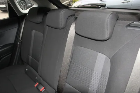 DE73YKH Hyundai i20 1.0T GDi Premium 5dr DCT Thumbnail #15