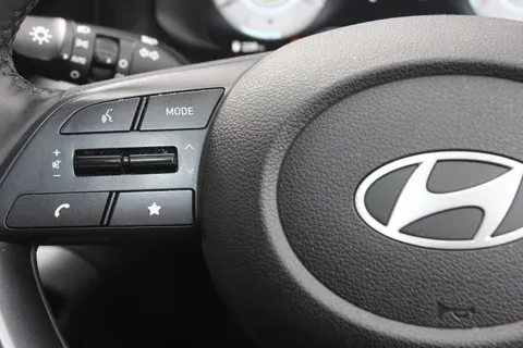 DE73YKH Hyundai i20 1.0T GDi Premium 5dr DCT Thumbnail #21