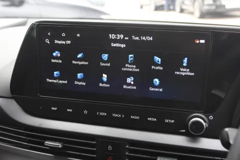 DE73YKH Hyundai i20 1.0T GDi Premium 5dr DCT Thumbnail #31