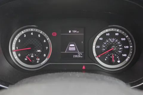 DG20KYE Hyundai i10 1.2 MPi Premium 5dr Thumbnail #16