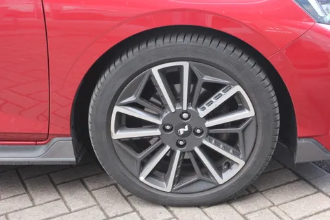 DG23NBJ Hyundai i20 1.0T GDi 48V MHD 120 N Line 5dr Thumbnail #8