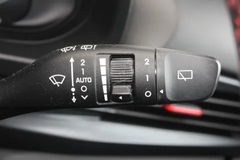 DG23NBJ Hyundai i20 1.0T GDi 48V MHD 120 N Line 5dr Thumbnail #24