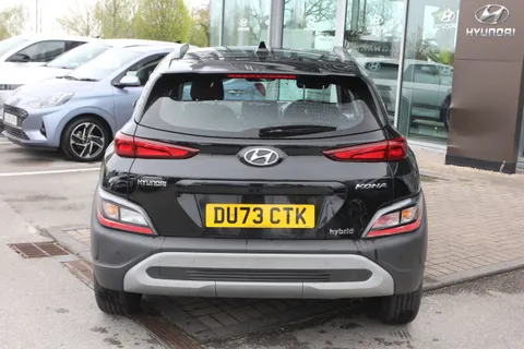 DU73CTK Hyundai Kona 1.6 GDi Hybrid SE Connect 5dr DCT Thumbnail #2