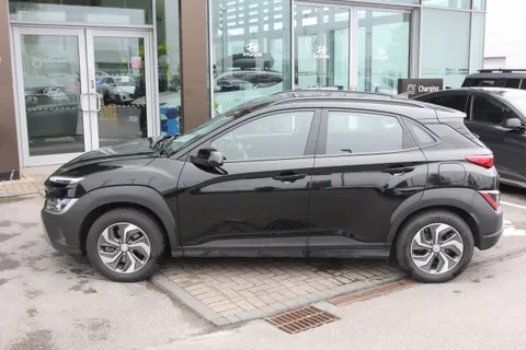 DU73CTK Hyundai Kona 1.6 GDi Hybrid SE Connect 5dr DCT Thumbnail #6