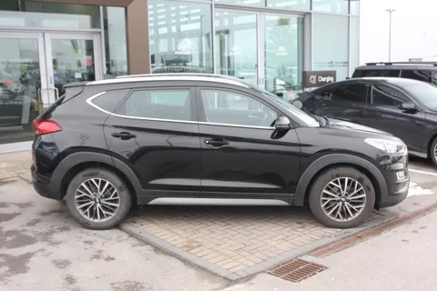 RF19HTK Hyundai Tucson 1.6 GDi Premium 5dr 2WD Thumbnail #5