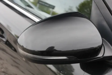 RF19HTK Hyundai Tucson 1.6 GDi Premium 5dr 2WD Thumbnail #9