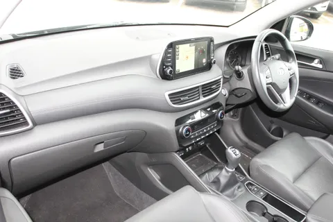 RF19HTK Hyundai Tucson 1.6 GDi Premium 5dr 2WD Thumbnail #12