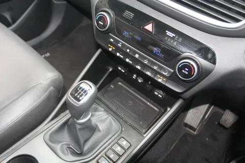 RF19HTK Hyundai Tucson 1.6 GDi Premium 5dr 2WD Thumbnail #28