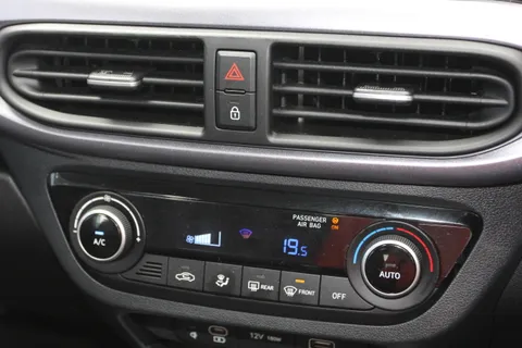 EN25AHL Hyundai i10 1.0 [63] Premium 5dr Auto [Nav] Thumbnail #26