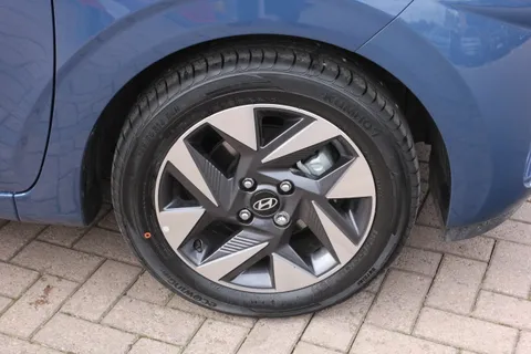 ML26HDZ Hyundai i10 1.0 [63] Advance 5dr Auto [Nav] Thumbnail #6