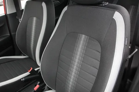 ML26VMX Hyundai i10 1.0 [63] Advance 5dr Auto [Nav] Thumbnail #8