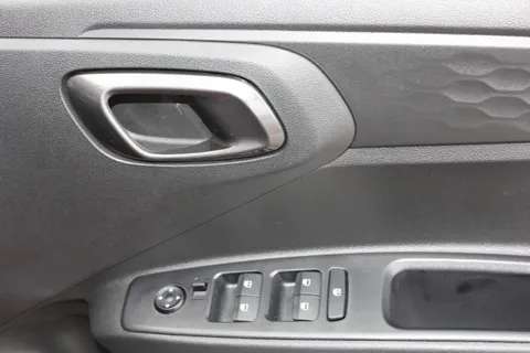 MV26WTU Hyundai i10 1.0 [63] Advance 5dr Auto [Nav] Thumbnail #15