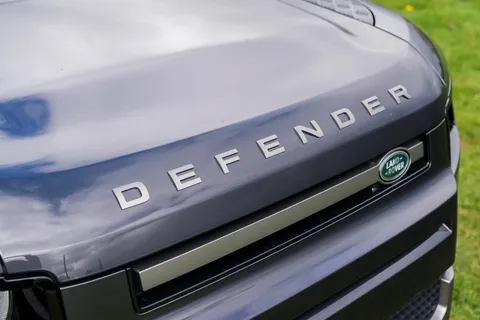 HN25ABK Land Rover Defender 3.0 D250 Hard Top X-Dynamic SE Auto Thumbnail #27