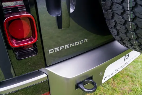 HN25ABK Land Rover Defender 3.0 D250 Hard Top X-Dynamic SE Auto Thumbnail #37
