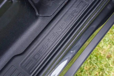 HN25ABK Land Rover Defender 3.0 D250 Hard Top X-Dynamic SE Auto Thumbnail #53