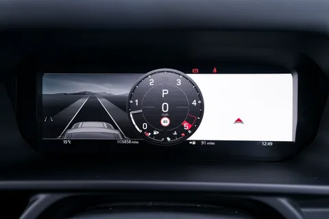 HN25ABK Land Rover Defender 3.0 D250 Hard Top X-Dynamic SE Auto Thumbnail #58