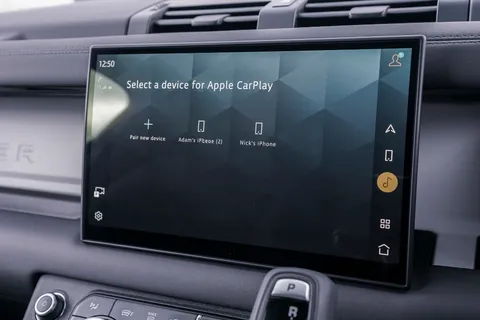 HN25ABK Land Rover Defender 3.0 D250 Hard Top X-Dynamic SE Auto Thumbnail #65