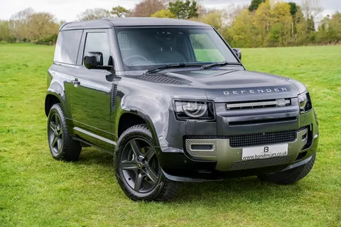 HN25ABK Land Rover Defender 3.0 D250 Hard Top X-Dynamic SE Auto Thumbnail #28