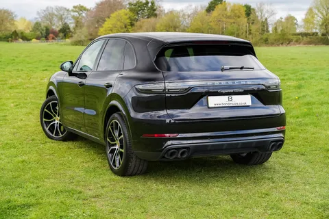 YT68VKH Porsche Cayenne Turbo 5dr Tiptronic S Thumbnail #14