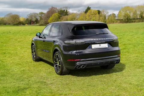 YT68VKH Porsche Cayenne Turbo 5dr Tiptronic S Thumbnail #25