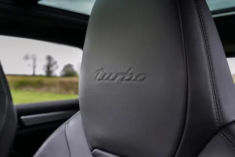 YT68VKH Porsche Cayenne Turbo 5dr Tiptronic S Thumbnail #60