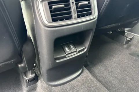 DK70VST Honda CR-V 2.0 i-MMD Hybrid SR  2WD 5dr eCVT Thumbnail #38