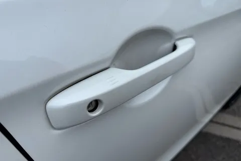 DC23PYO Honda Hr-V 1.5 eHEV Advance 5dr CVT Thumbnail #31