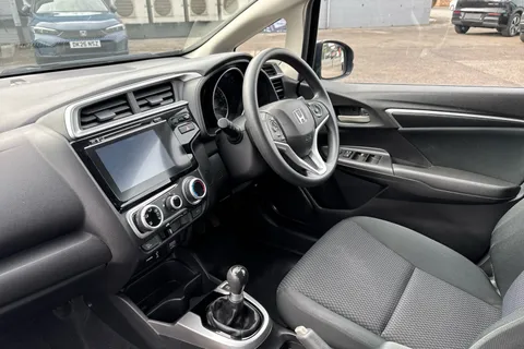 2 of 36 for Honda Jazz 1.3 i-VTEC SE Navi 5dr